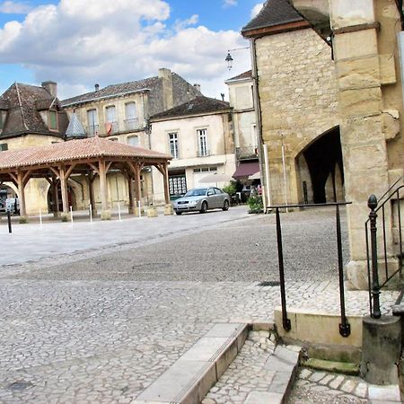 Studio Confortable Pres De Beaumont Du Perigord 60 M² Cheminee المظهر الخارجي الصورة
